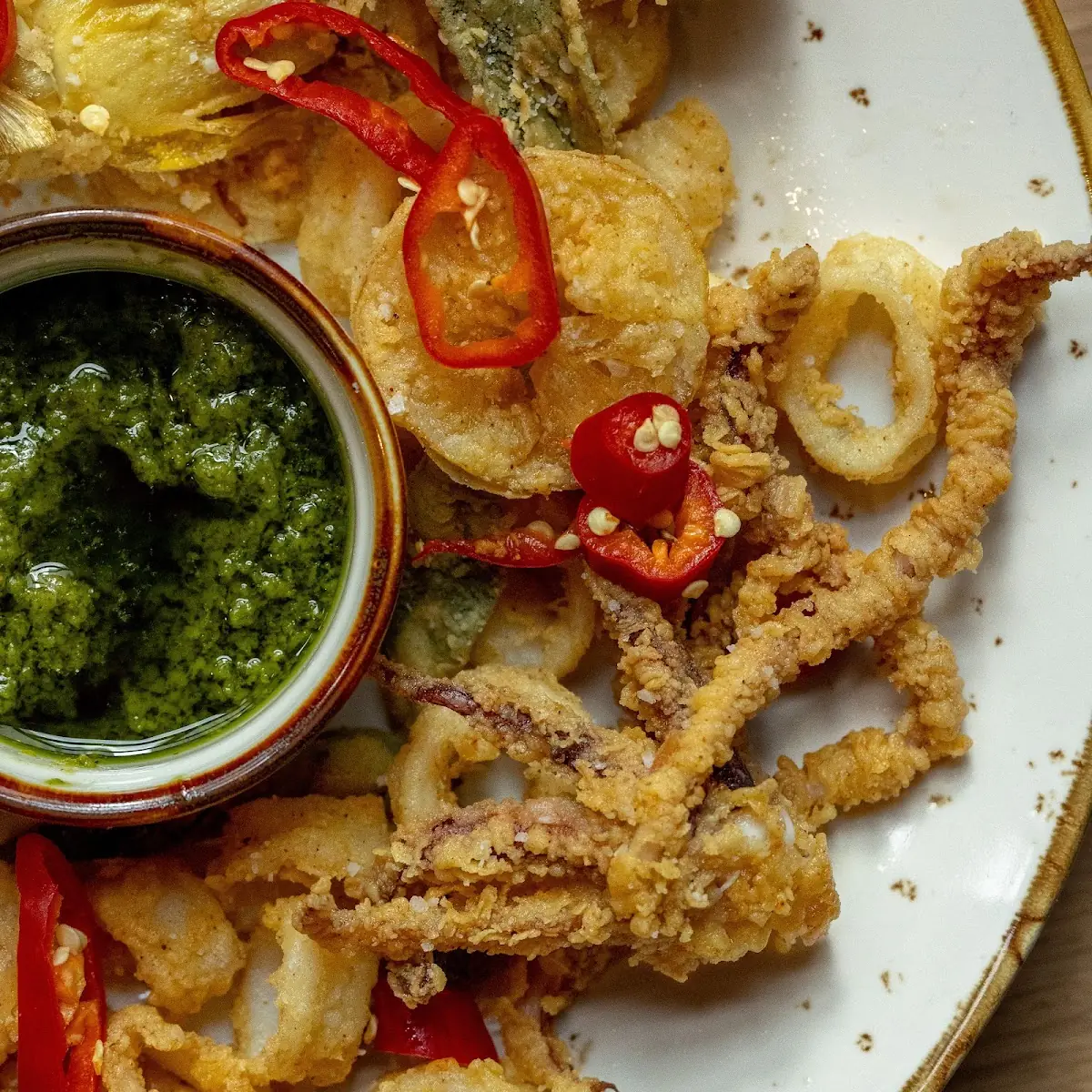 Calamari E Carciofi Fritti