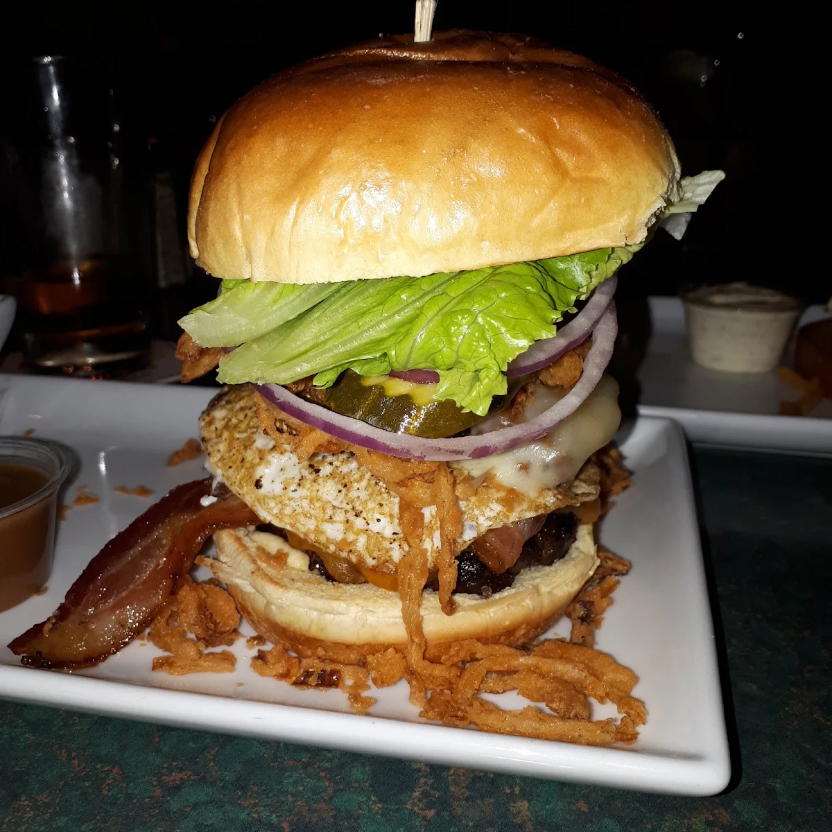 King Kong Burger, The Monkey Tree Pub