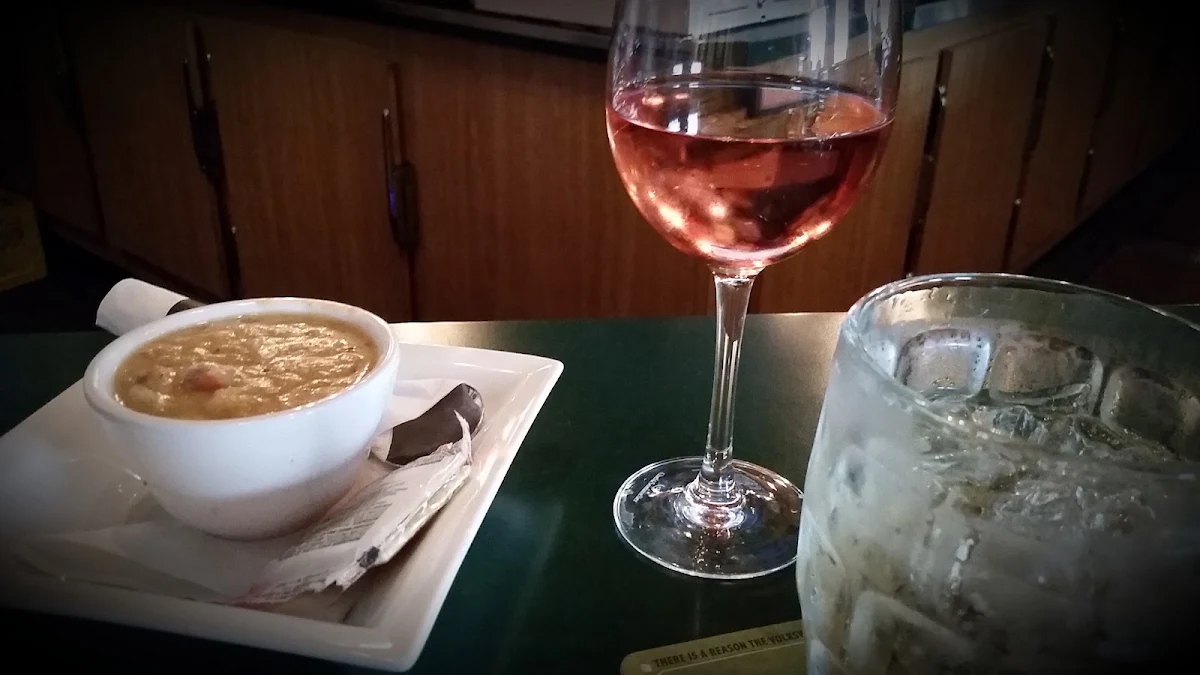 Rose Zinfandel, The Monkey Tree Pub