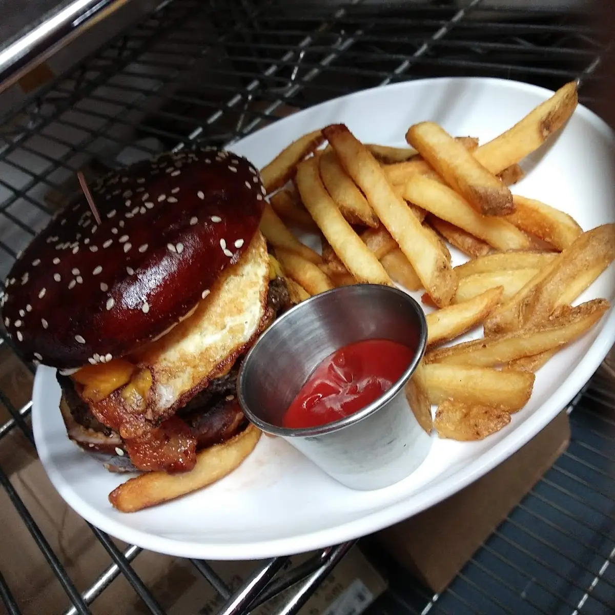 Rockenwagner Pretzel Burger