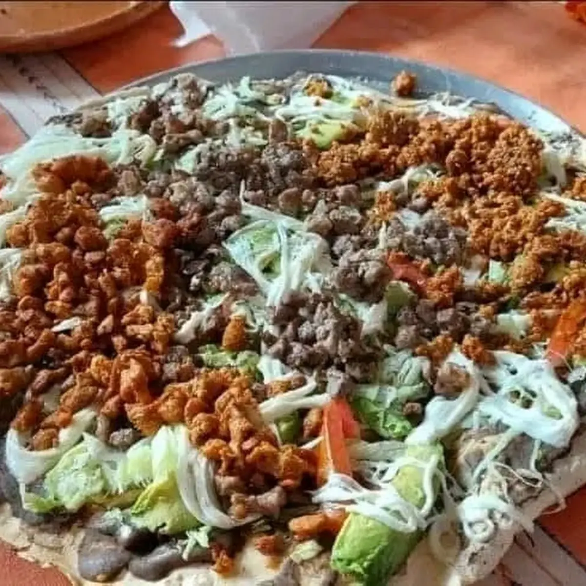 Pizza Queso Birria