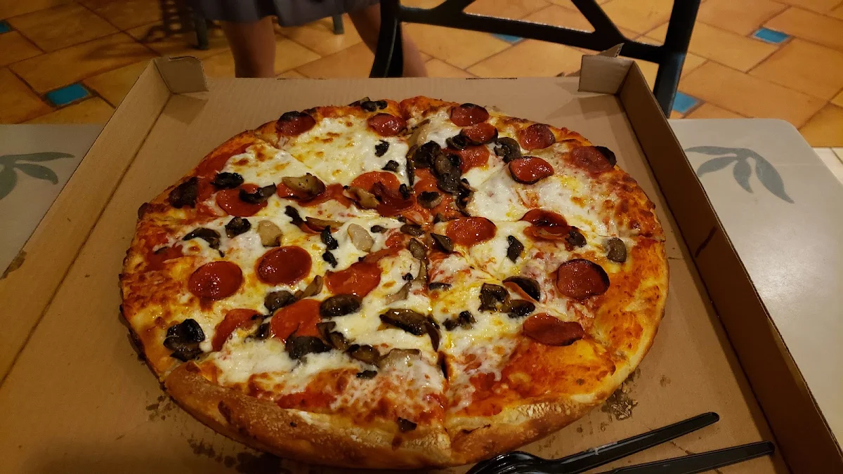 Pepperoni Mushroom Pizza