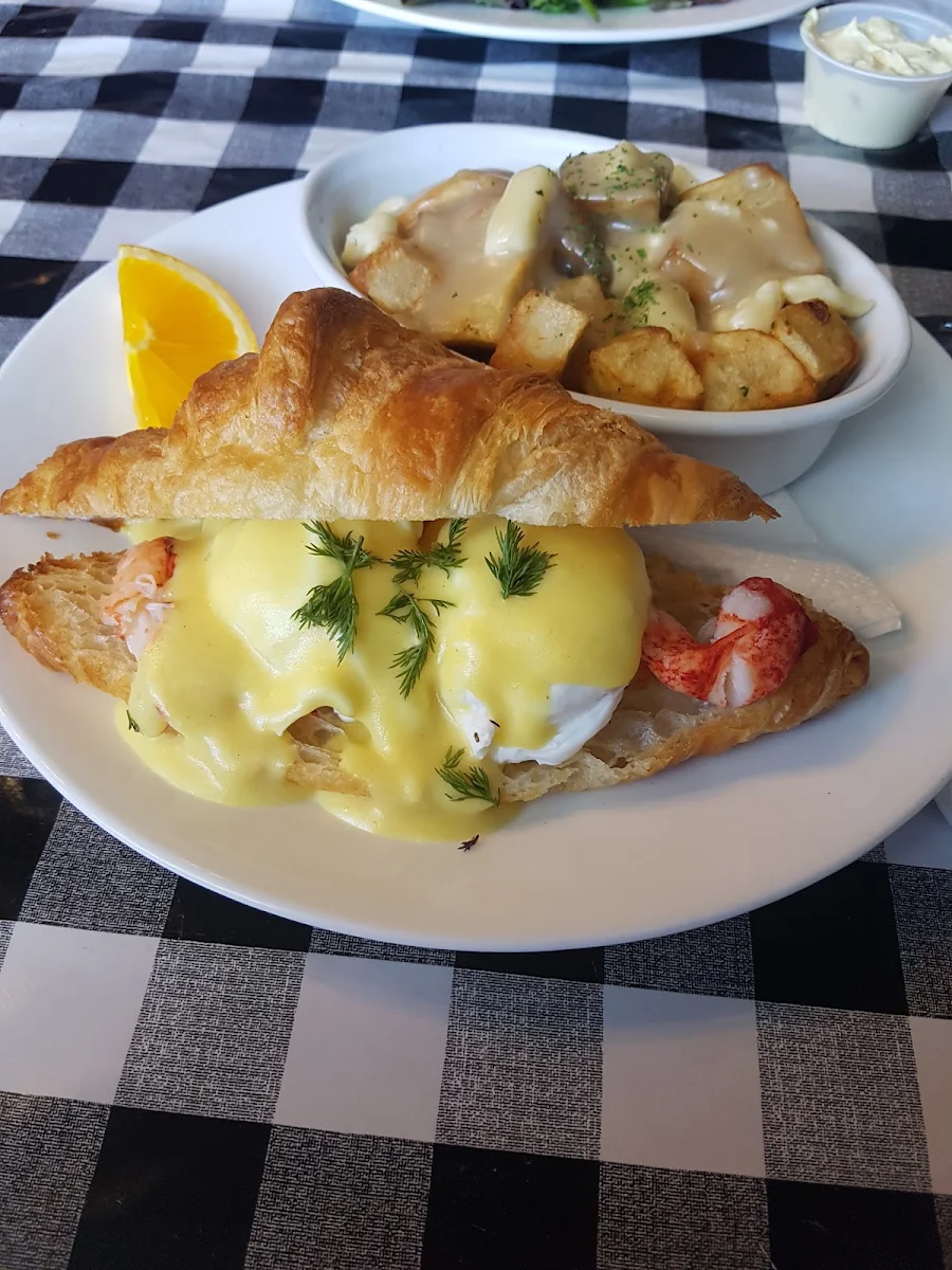 Lobster Eggs Benedict, Claudine's Eatery
