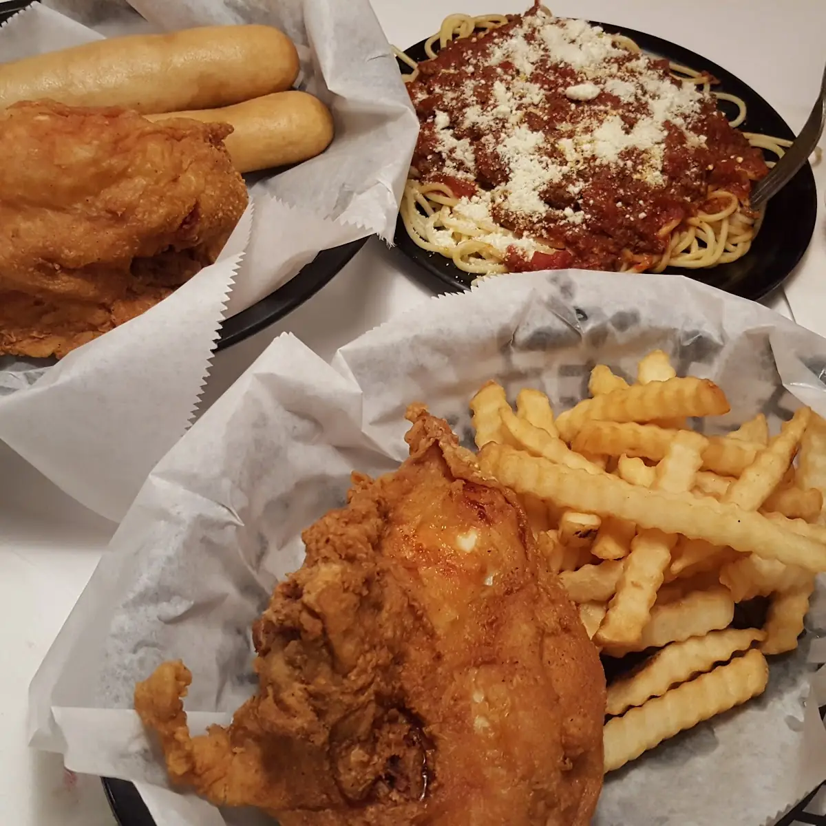 Fried Chicken and Spaghetti Dinner