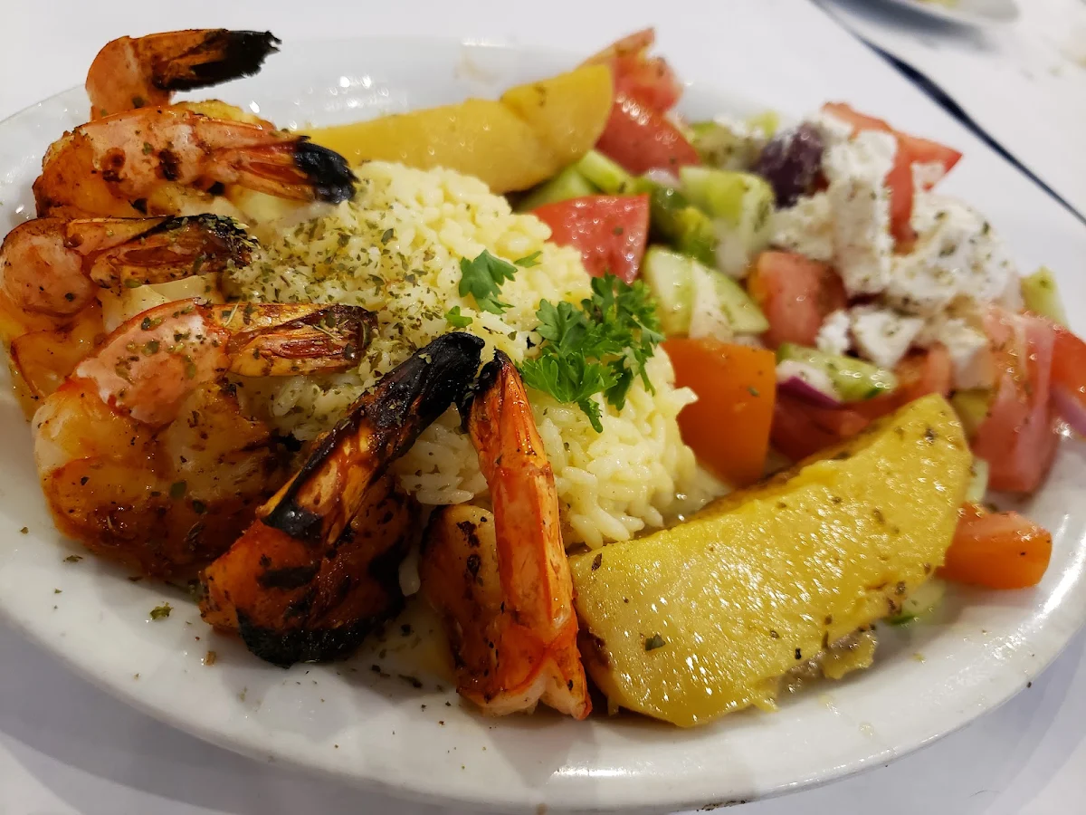Salade aux crevettes / Grilled shrimp salad