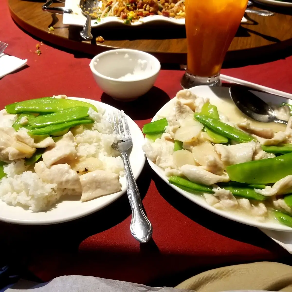 Sliced Chicken with Snow Peas