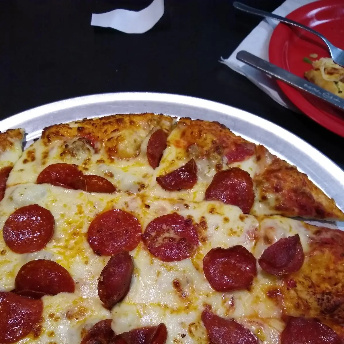 Hand Tossed Pepperoni Pizza