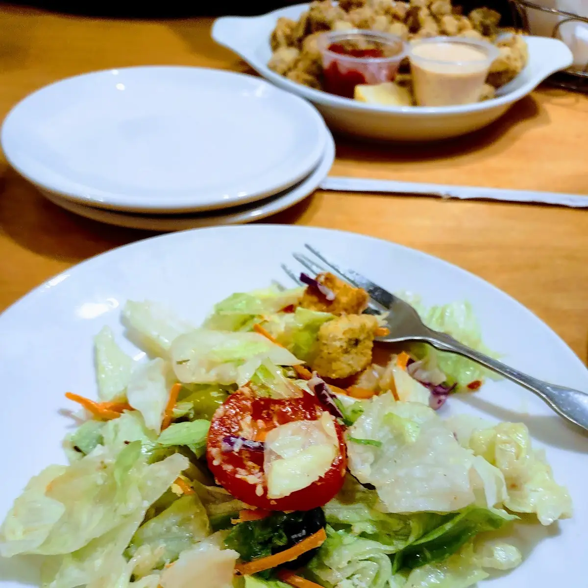 Never-Ending Soup Salad & Breadsticks
