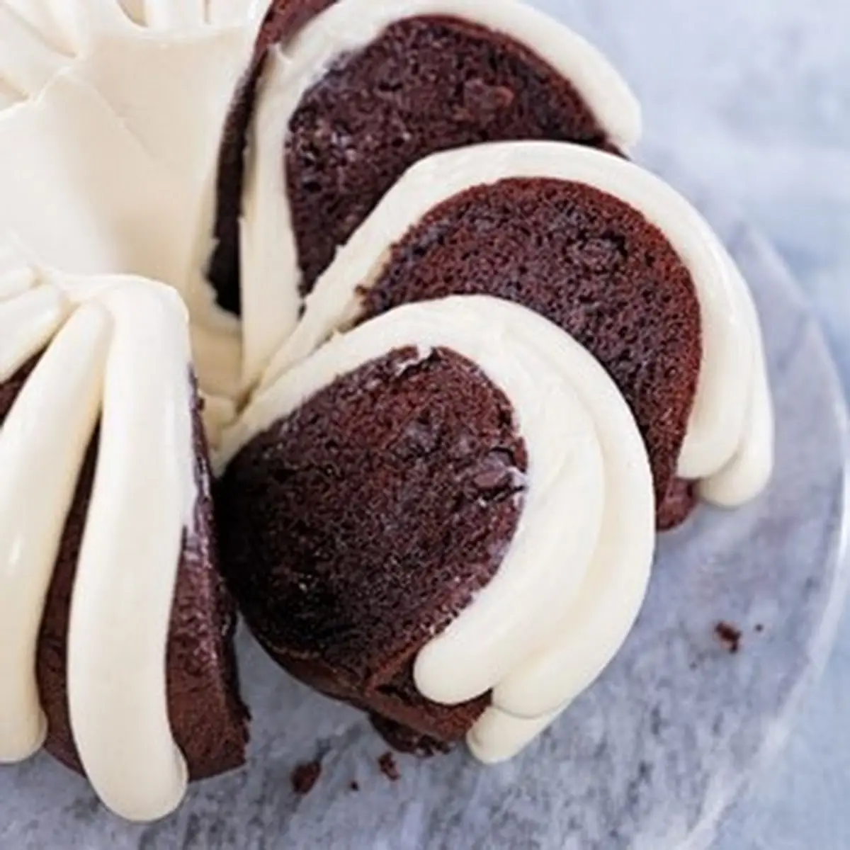Oreo Cookies & Cream Bundtlet