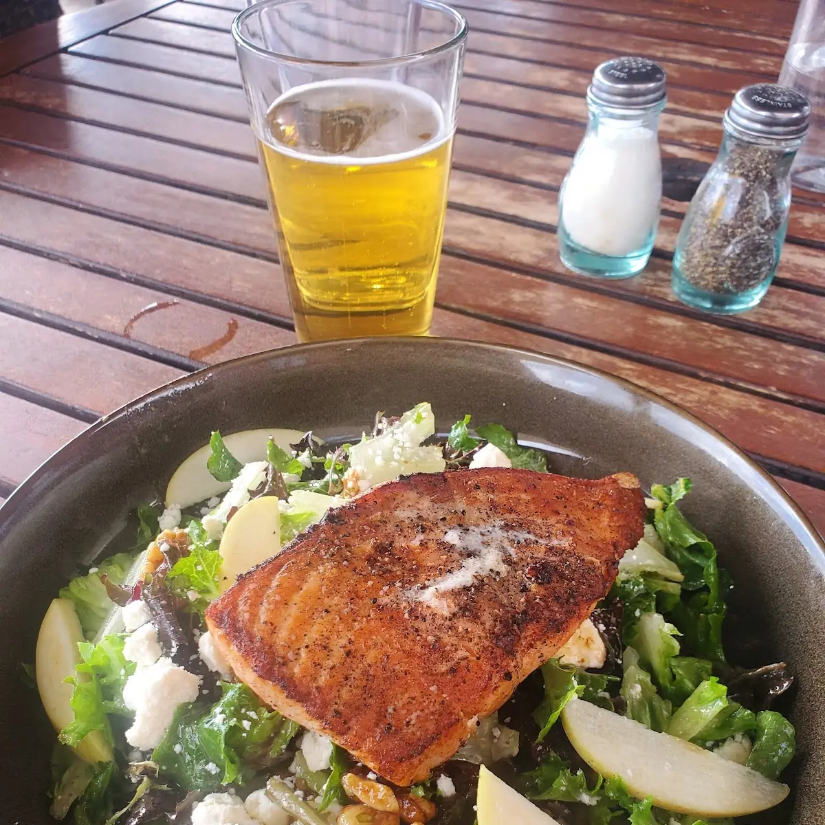 Organic Mixed Greens Salad with Grilled Salmon