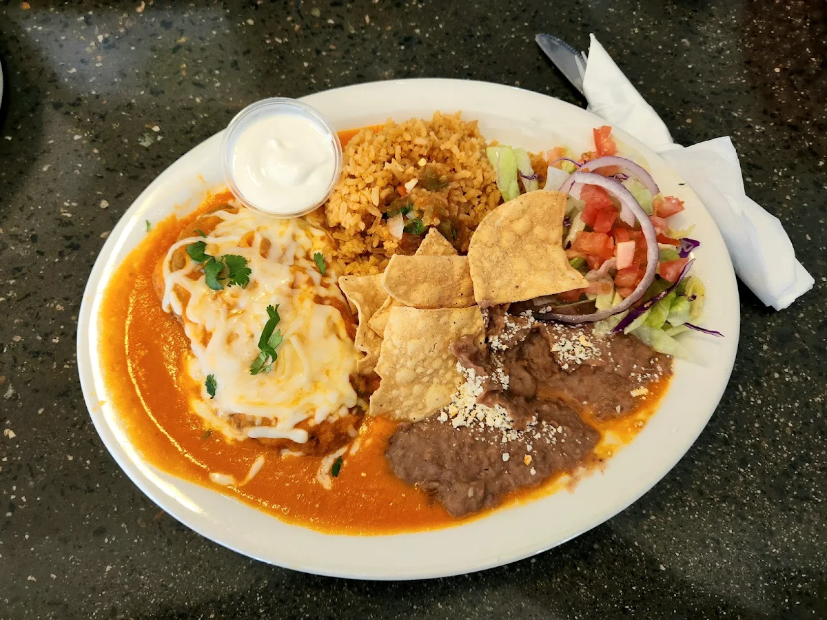 Chile Relleno Chips & Salsa