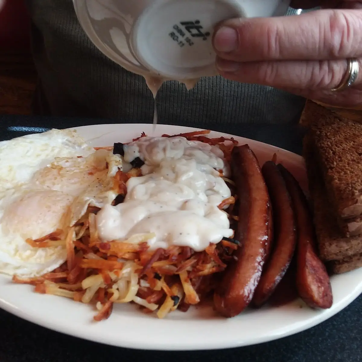 2 Eggs Corned Beef Hash & Toast