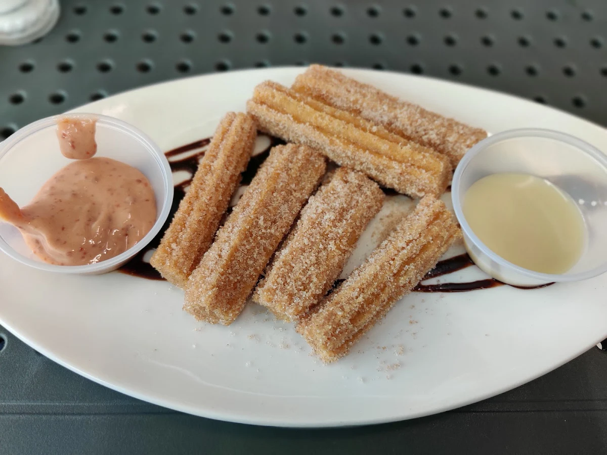 Churros, Huevos Gourmet