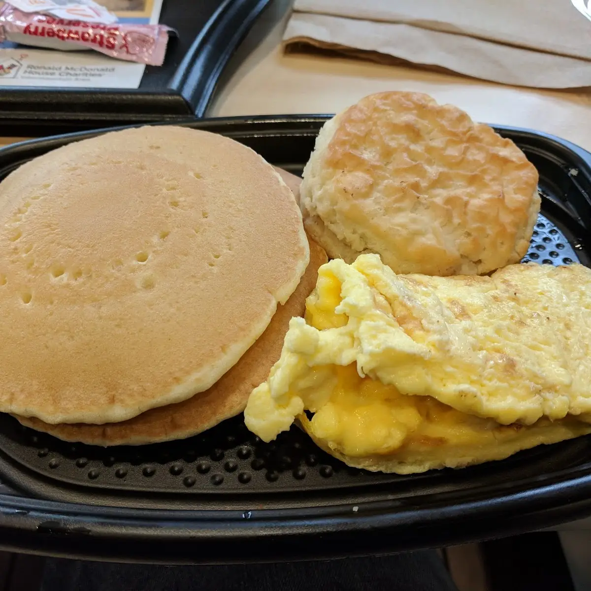 Big Breakfast with Hotcakes