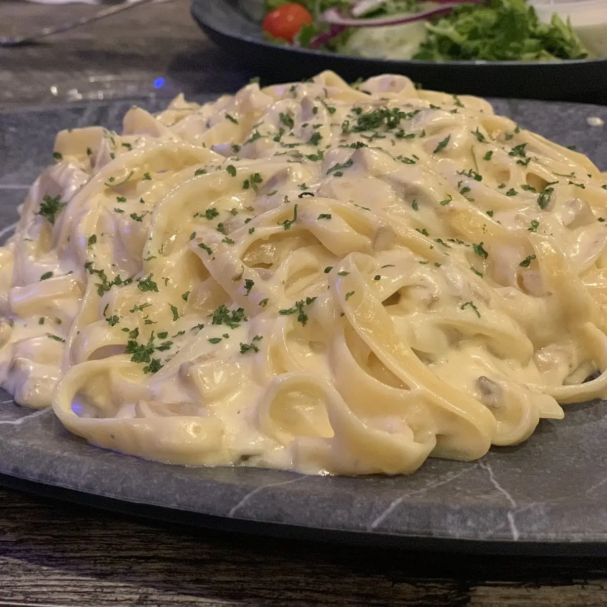 Fettuccine Alfredo
