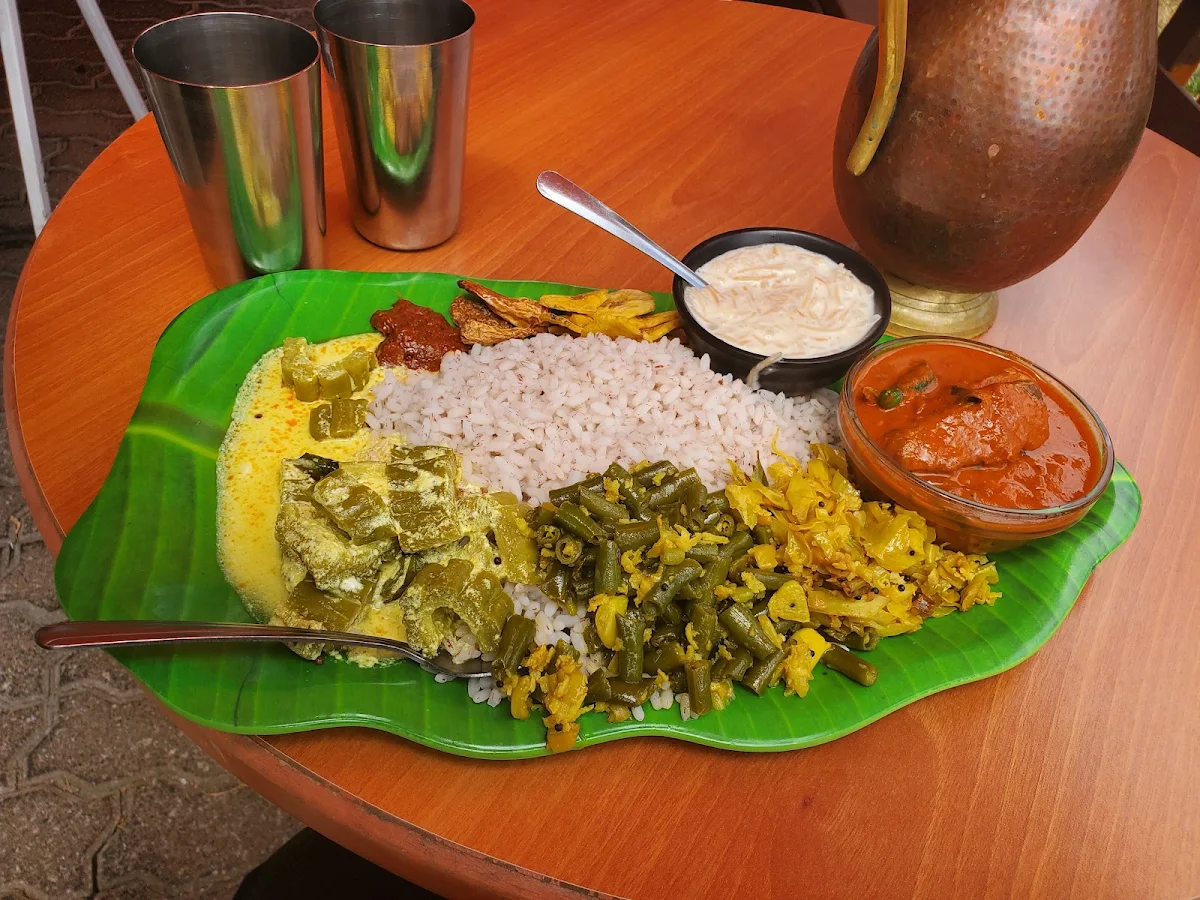 Kerala Sadhya with Fish Curry