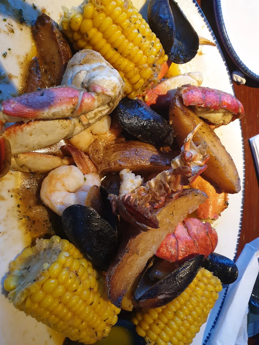 Crab Your Way, Red Lobster