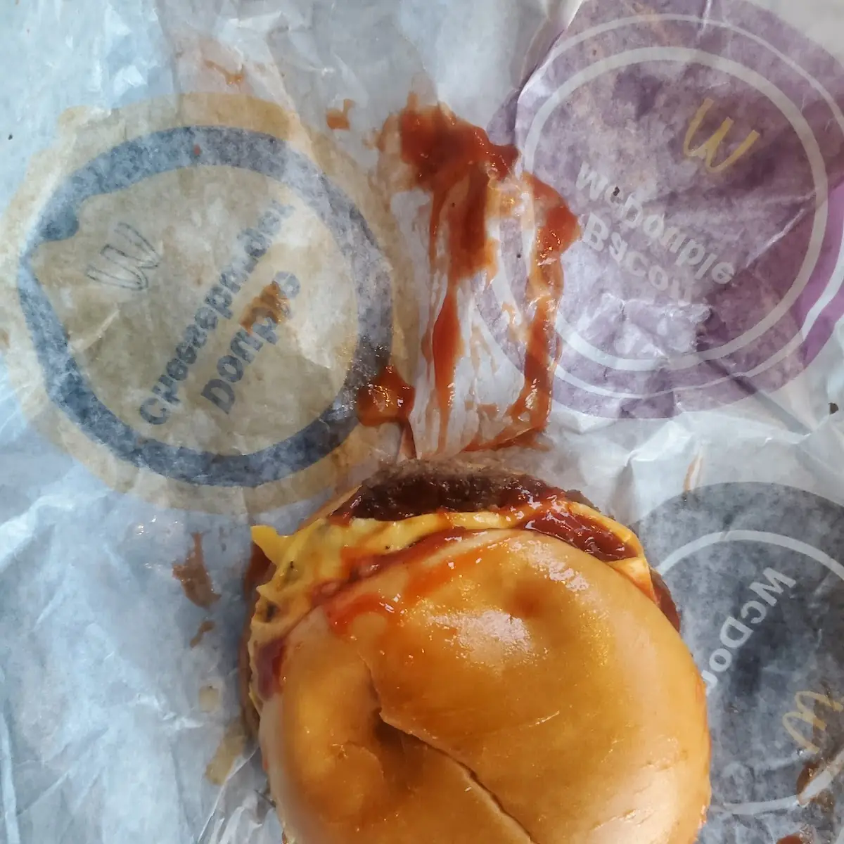 Double Cheese Burger Sooooo Messsssy