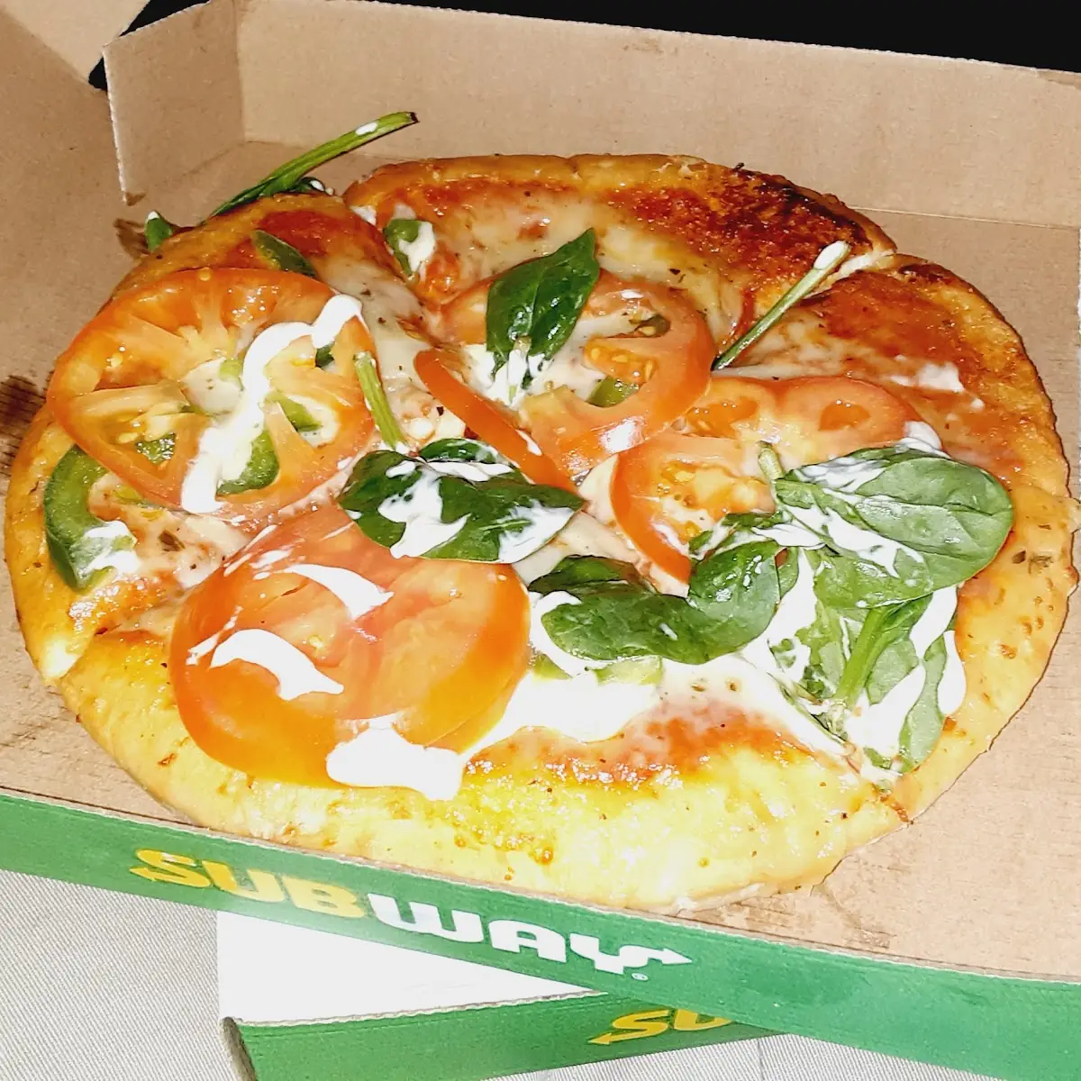 Cheese Pizza Tomatoes Green Peppers Spinach and Light Mayo