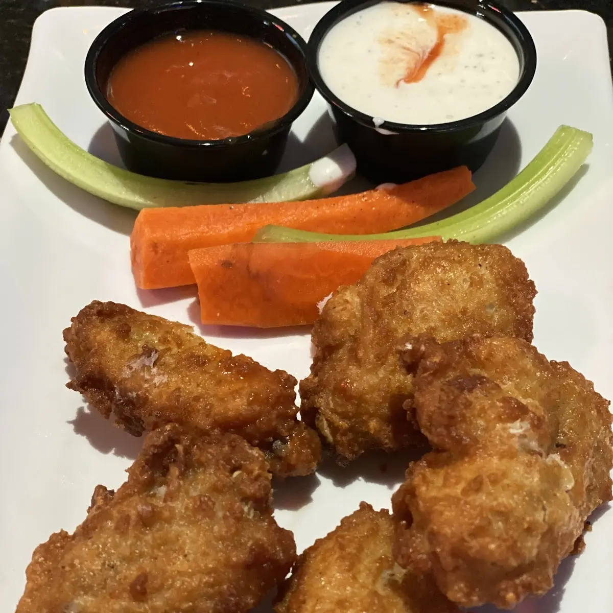 Wings 10 w Ranch & Wing Sauce