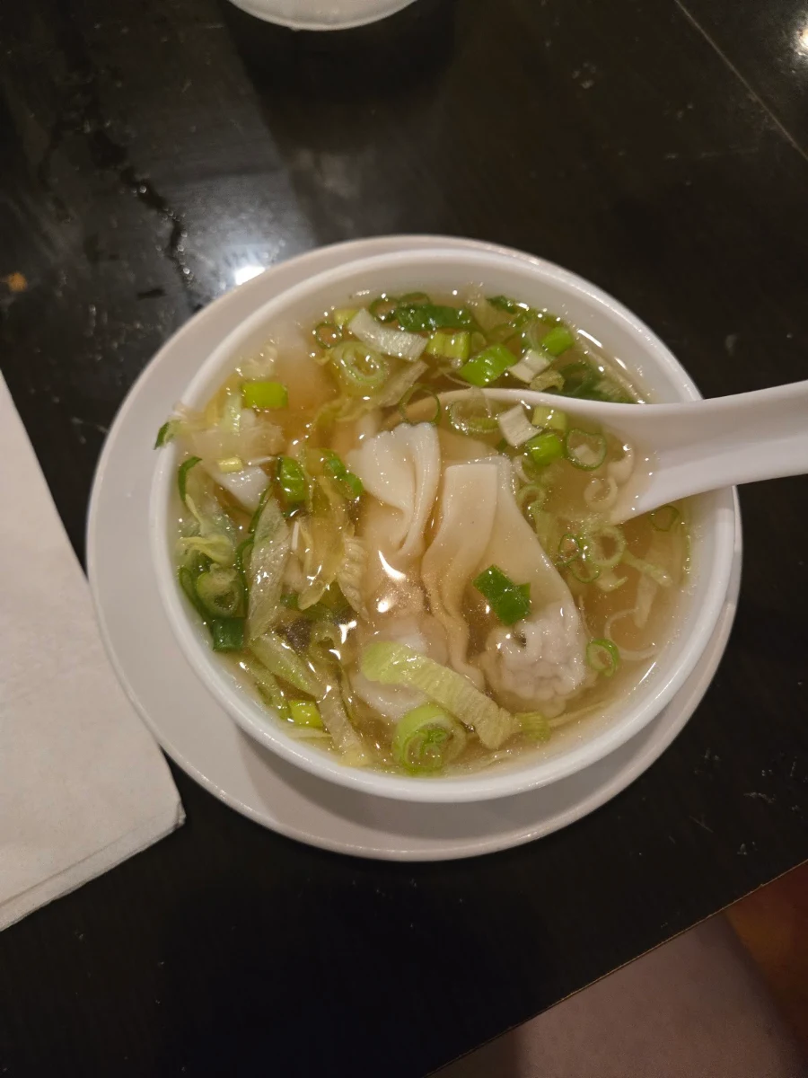 Won Ton or Sweet & Sour Soups, Nouilles Etc