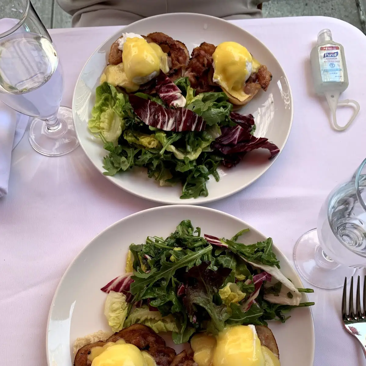 Traditional Benedict Delivery