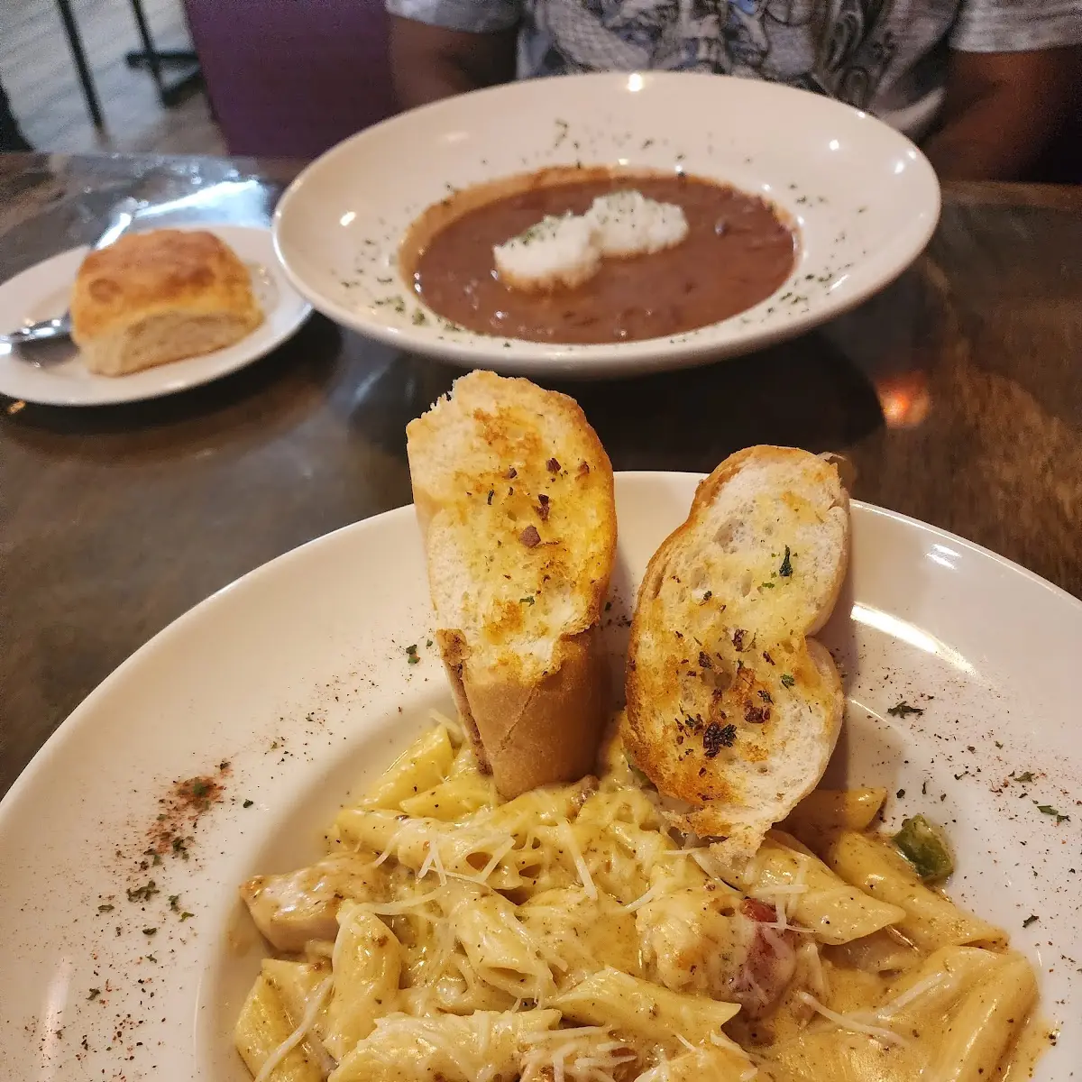 Creamy Chicken Pasta with Bread
