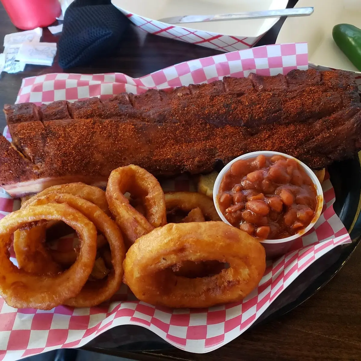 Barbecue Ribs with Onion Rings