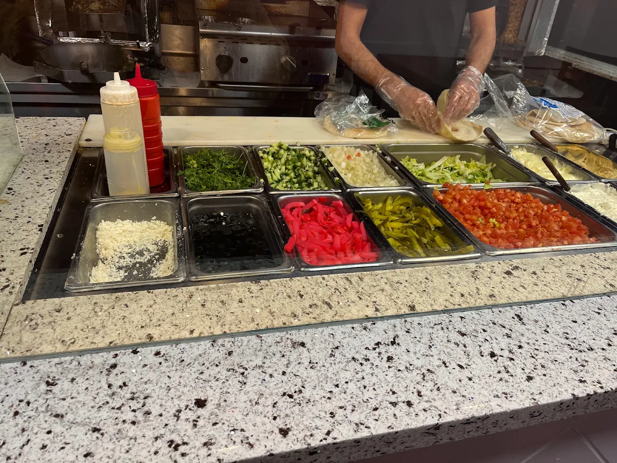 Highlights, Shawarma Max