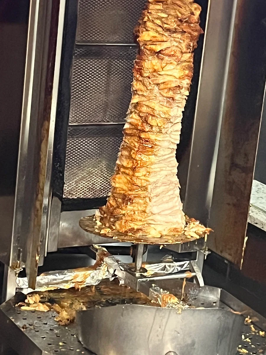 Highlights, Shawarma Max