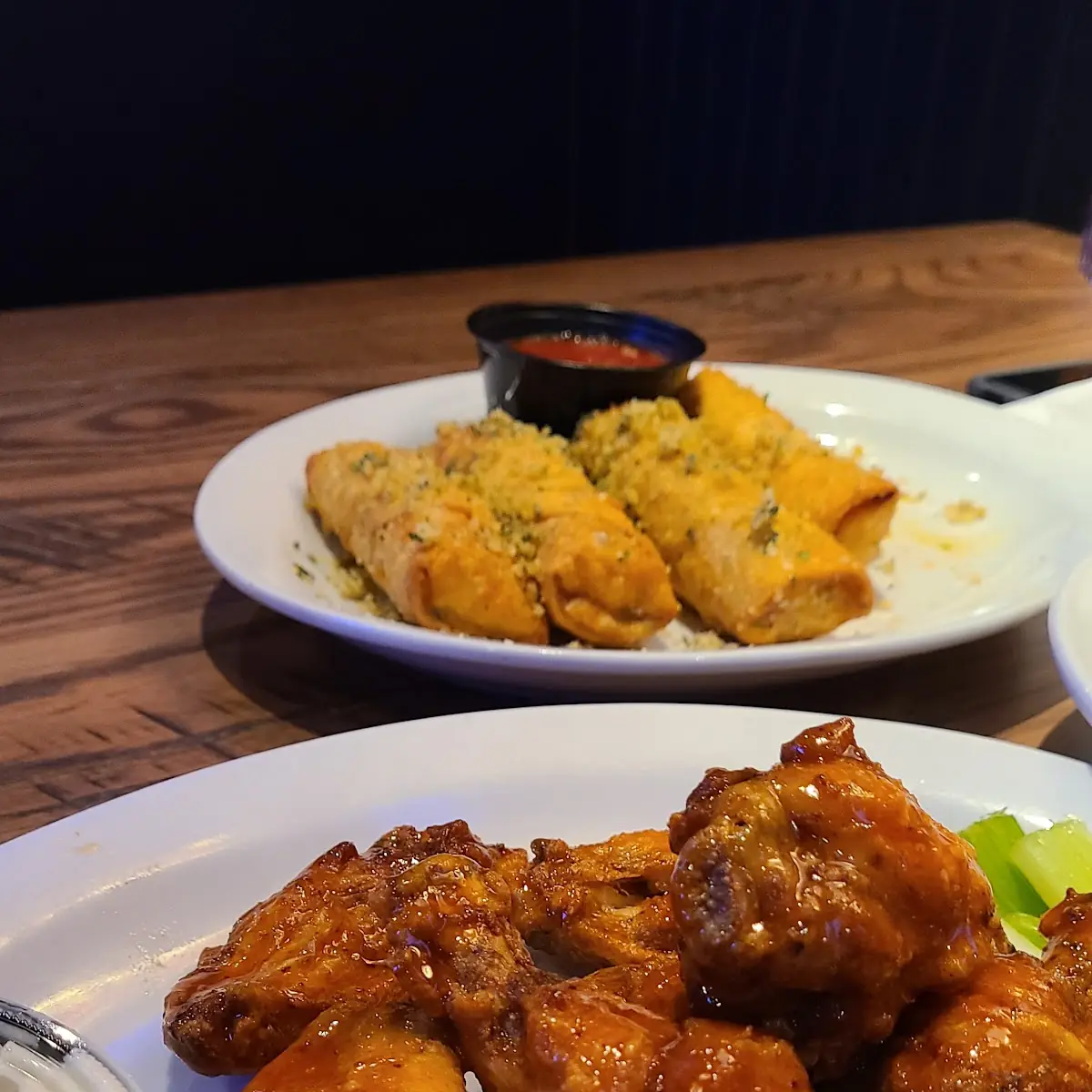 10 PC Traditional Wings Cajun Spicy Garlic Parm