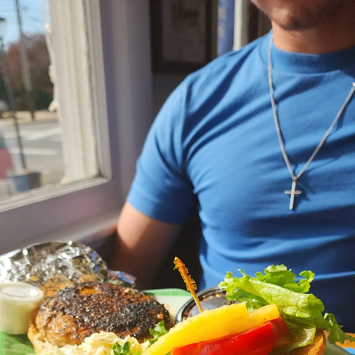 Maui Tuna Burger