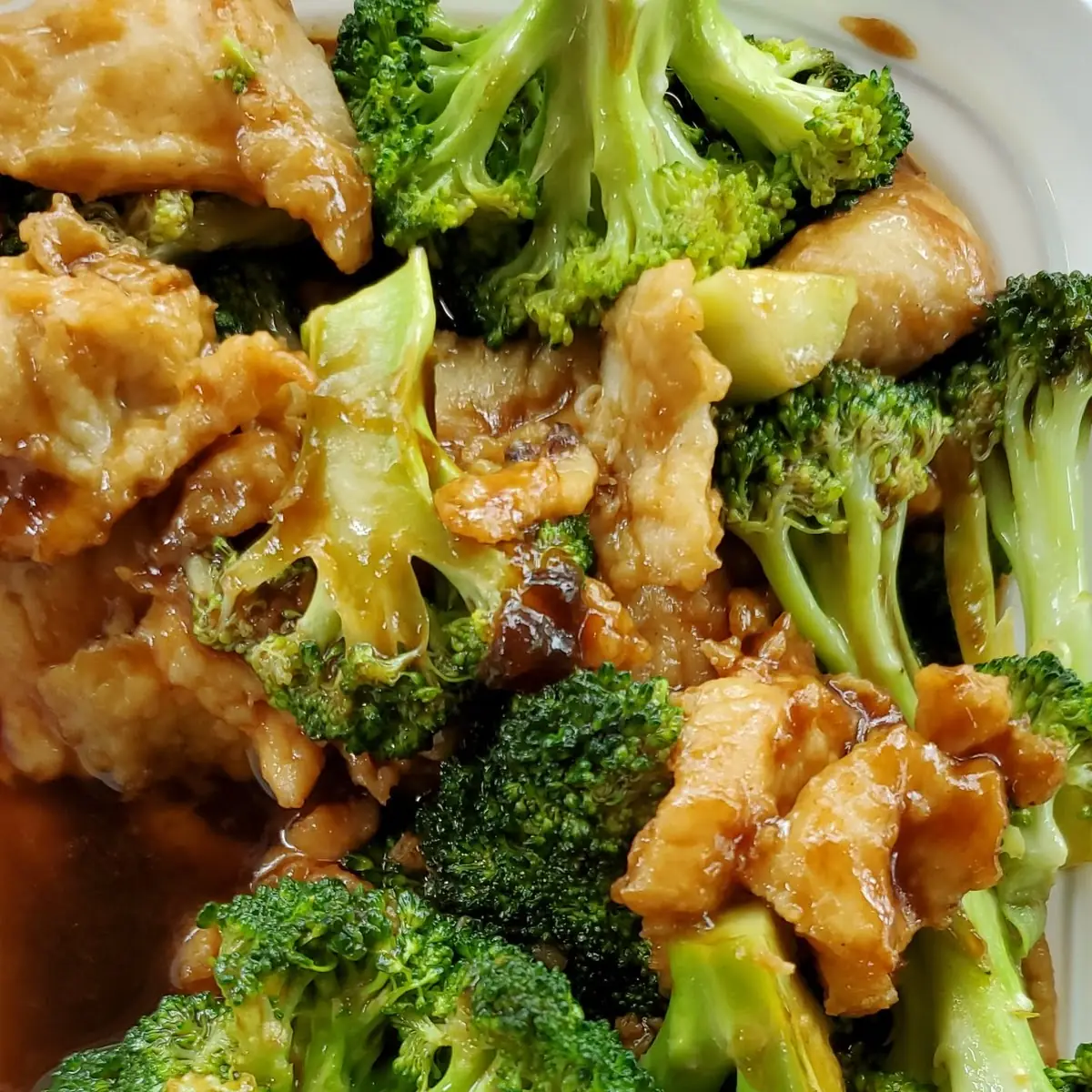 Chicken w Broccoli in Garlic Sauce