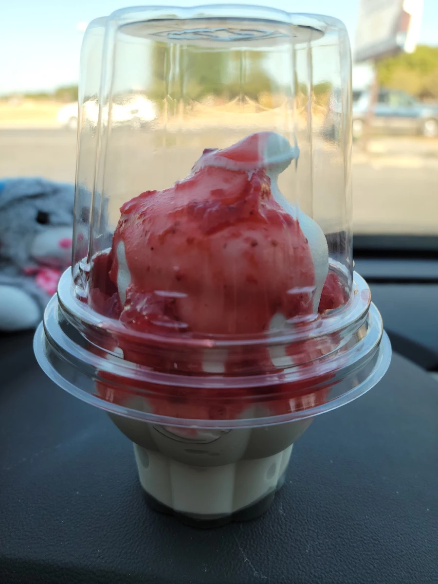 Strawberry Sundae