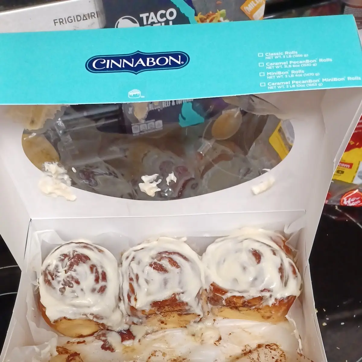 Cinnabon Classic Roll