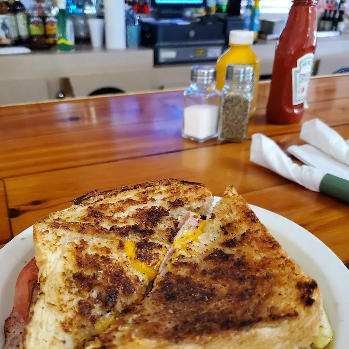 Grilled Ham & Cheese w Tomato