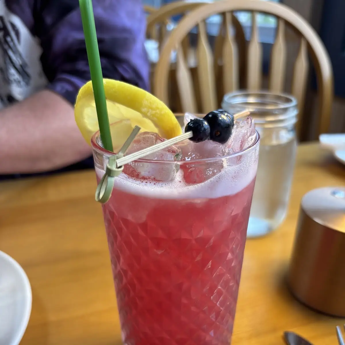 Pink Lemonade with Lemon Slice