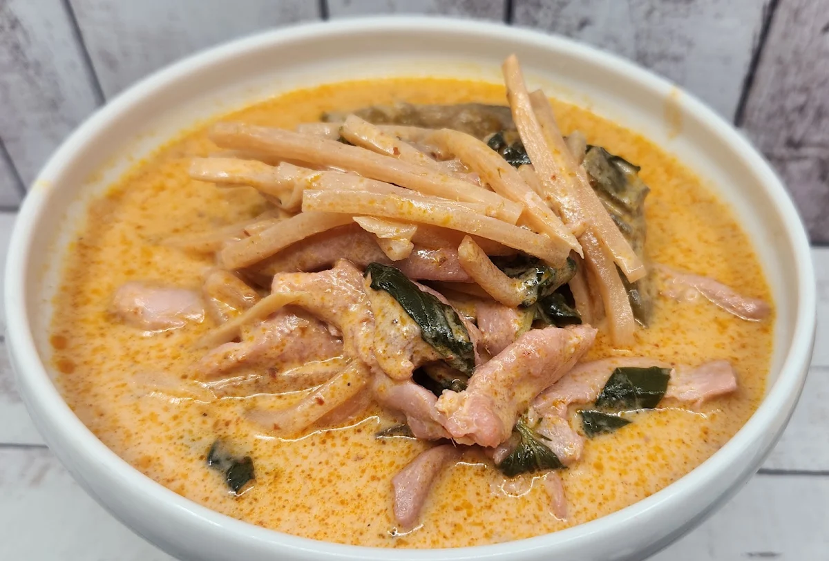 Red Curry Chicken