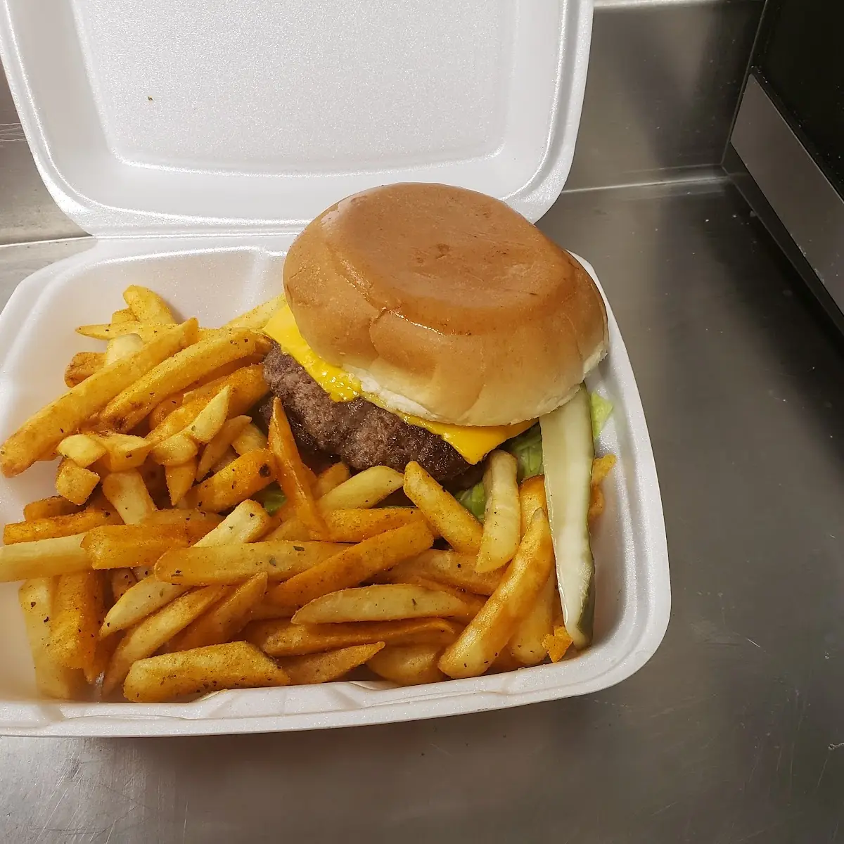 Kids Cheeseburger
