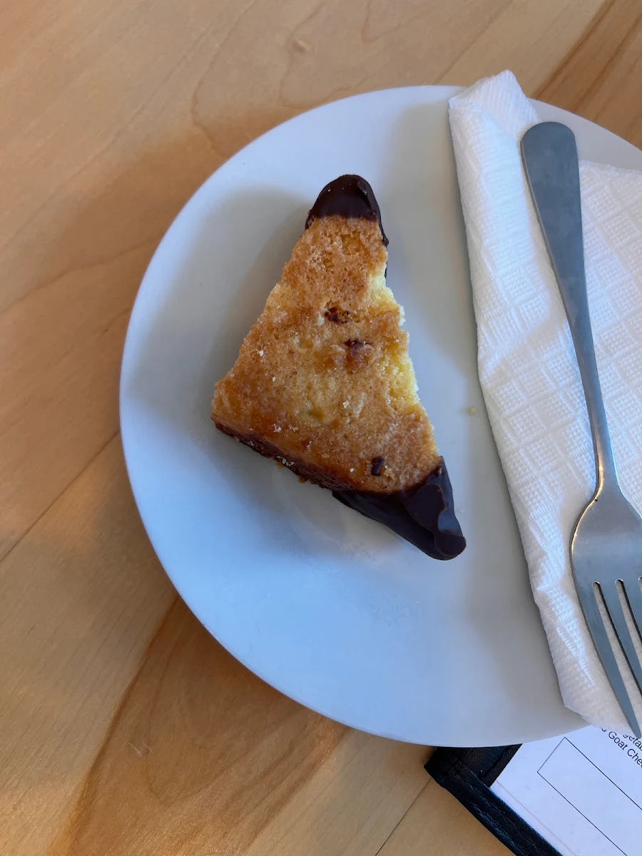 Almond Triangle, Black & White - Café and Bistro