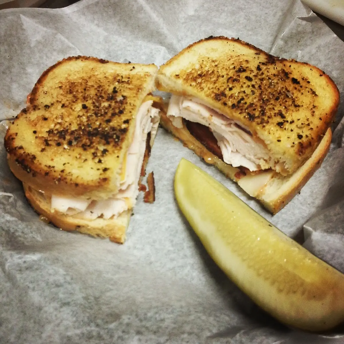 Smoked Turkey & Cheddar