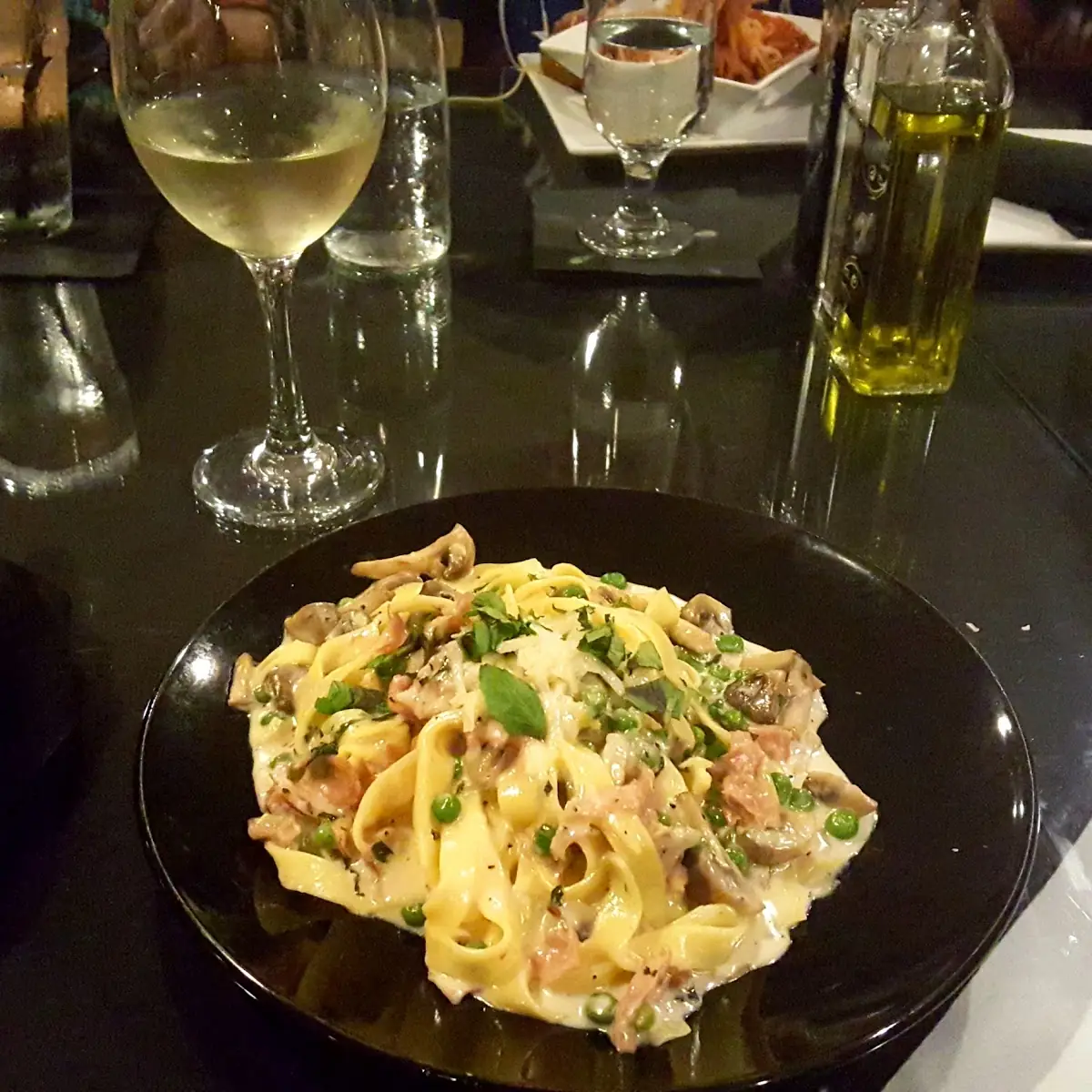 Fettuccine Alfredo