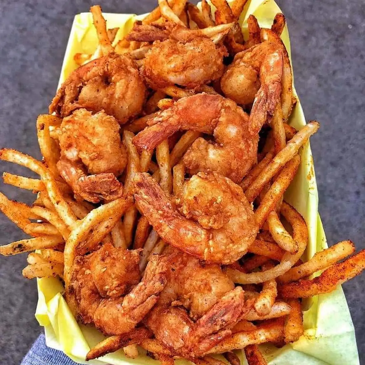 Fried Shrimp N’ Fries 6 Pieces