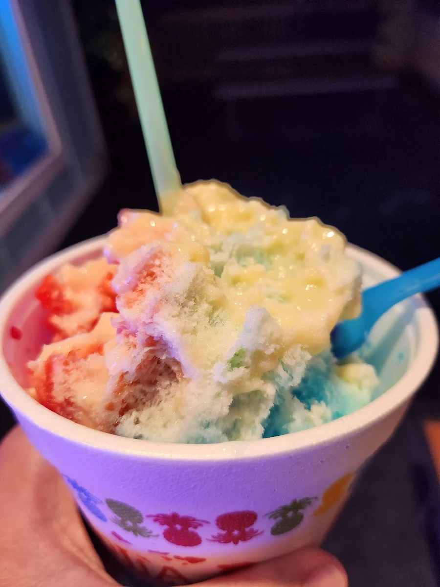 Tigers Blood and Blue Raspberry Hawaiian Ice