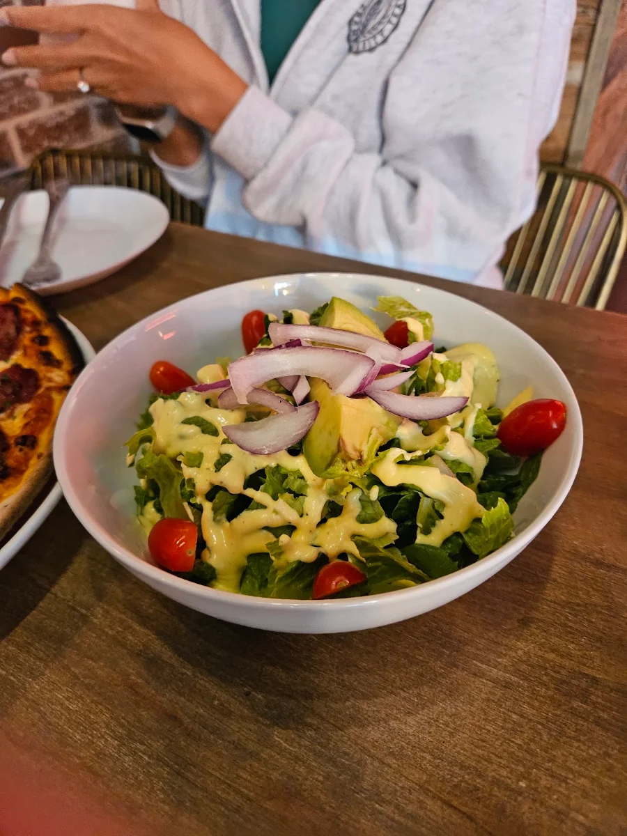 JZ's House Salad, JZ’s Pizza