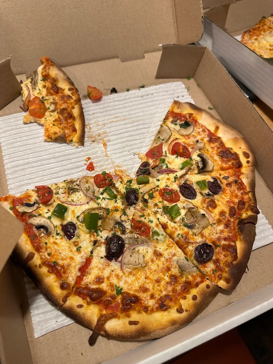 Veggie Supreme, JZ’s Pizza