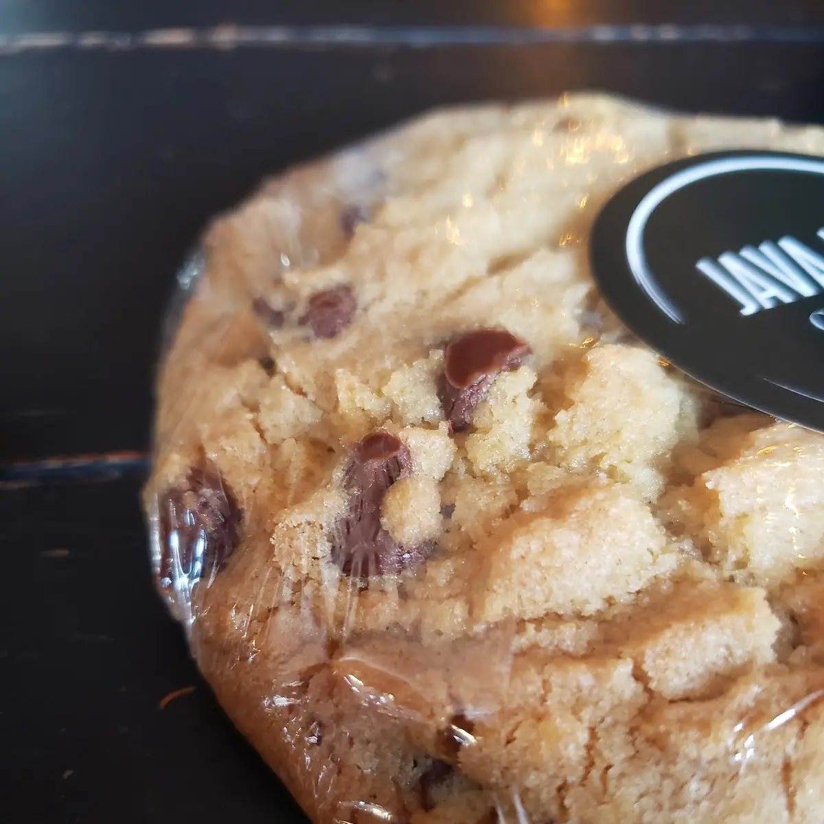 Jumbo Chocolate Chip Cookie