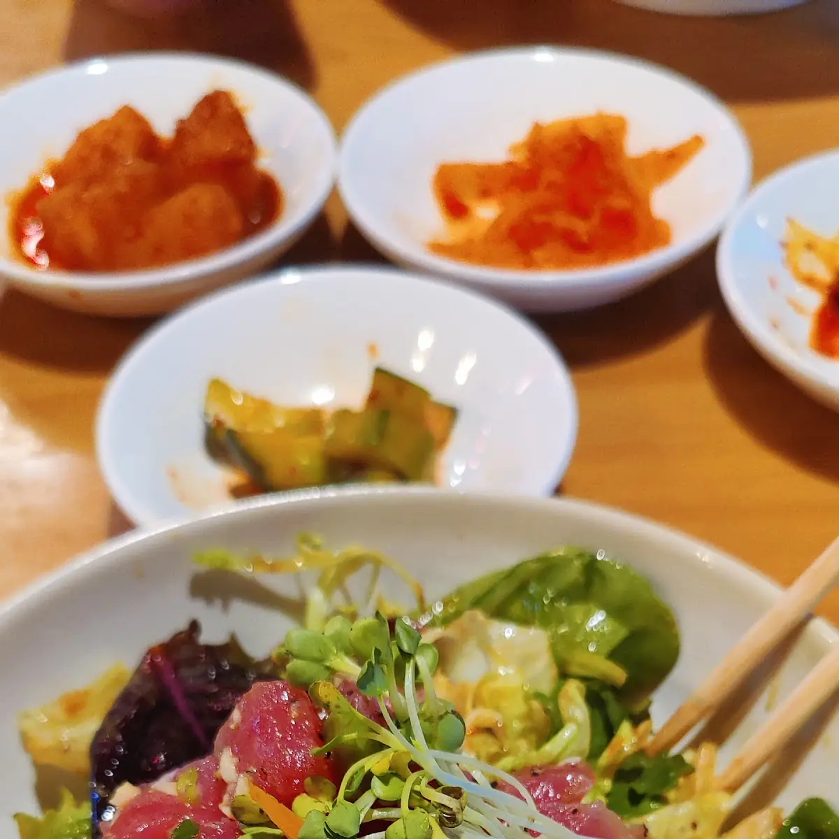 Sashimi Salad