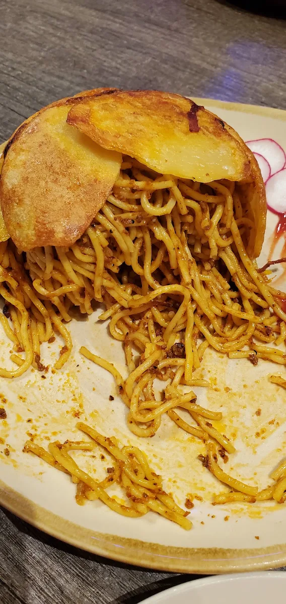 Makaroni Tahdig Spaghetti, Tahchinbar