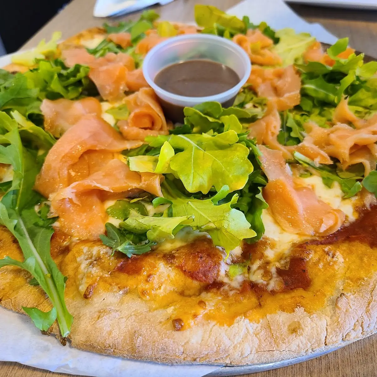 Smoked Salmon - Pizza